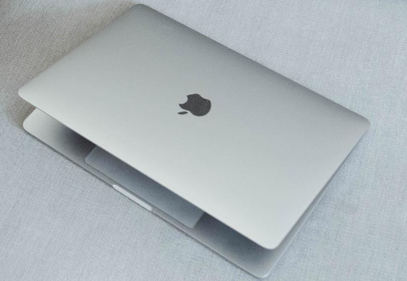 Tipe Beli Macbook Bekas atau Refurbished