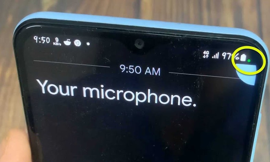 arti titik hijau di samping baterai android